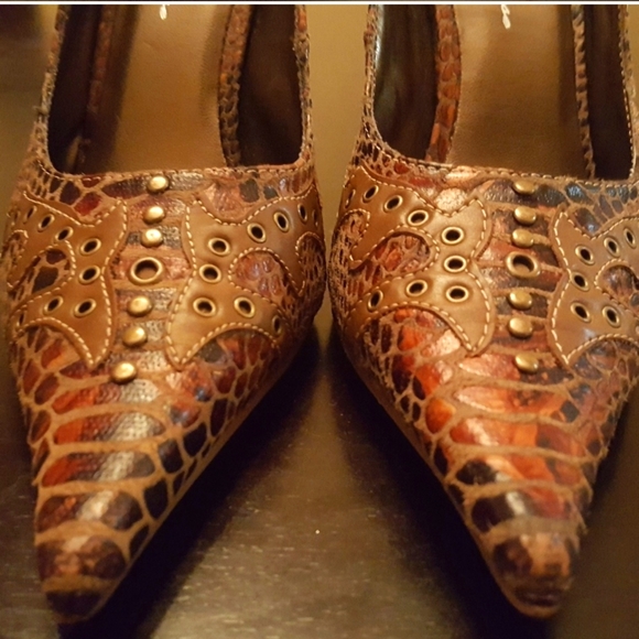 Wild rose reptile snake print brown tan western style heels pumps shoes US 7 🤎 - Picture 2 of 5